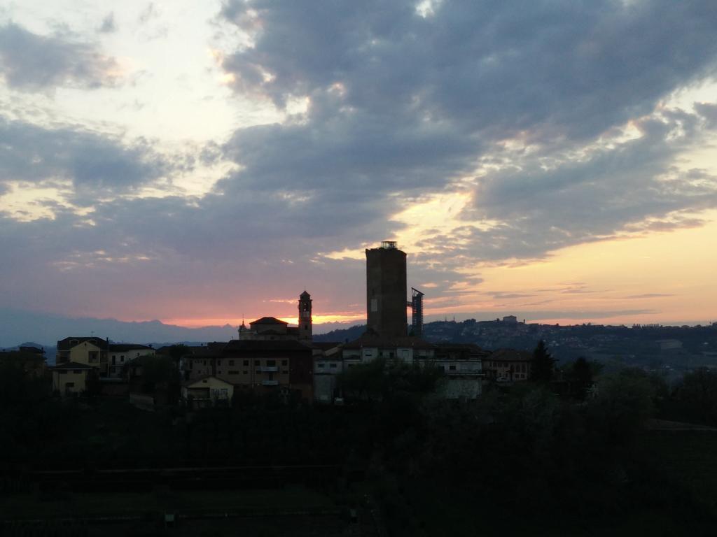 Casa Vacanze Bellovello Barbaresco Esterno foto